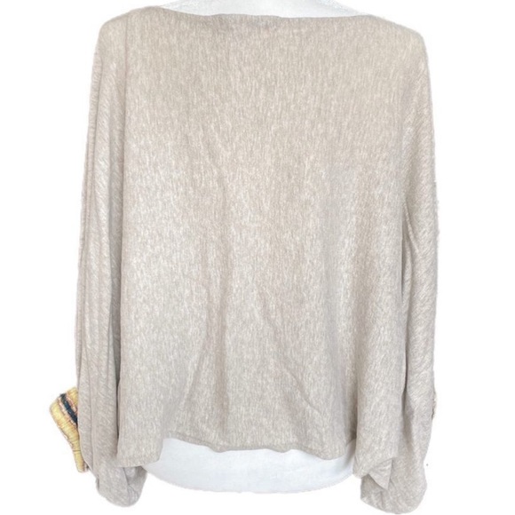 Zaket & Plover dolman batwing sleeve sweater. - Picture 4 of 12